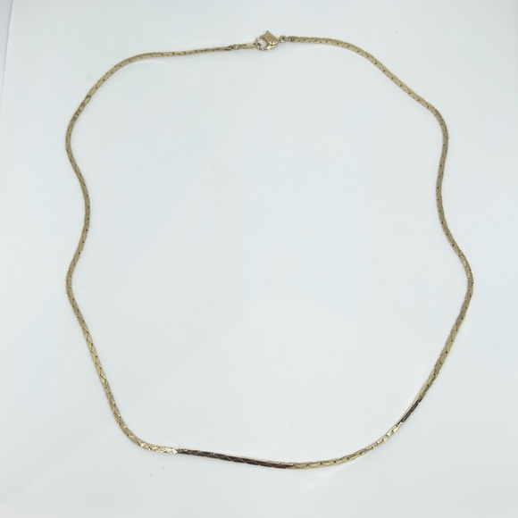 Gold Tone Cobra Link Chain Necklace - Picture 1 of 3